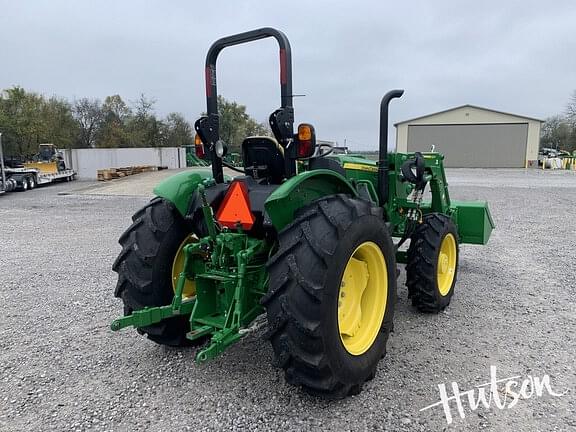 Image of John Deere 5060E equipment image 1