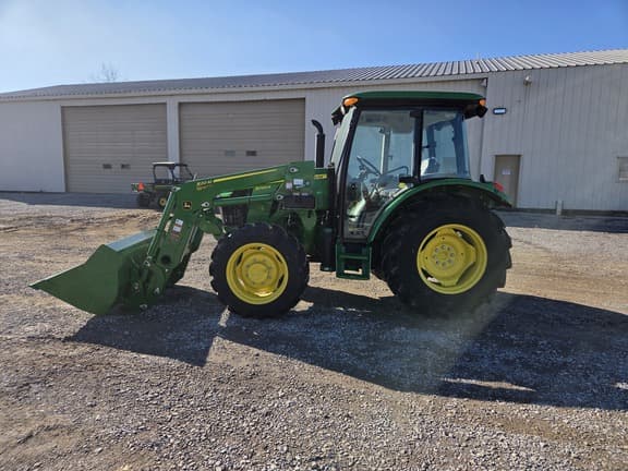 Image of John Deere 5060E equipment image 1