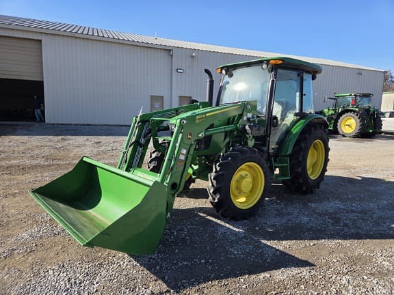 Image of John Deere 5060E Primary image