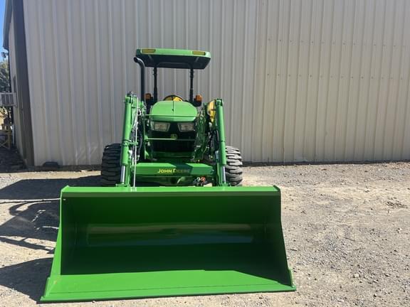 Image of John Deere 5060E equipment image 1