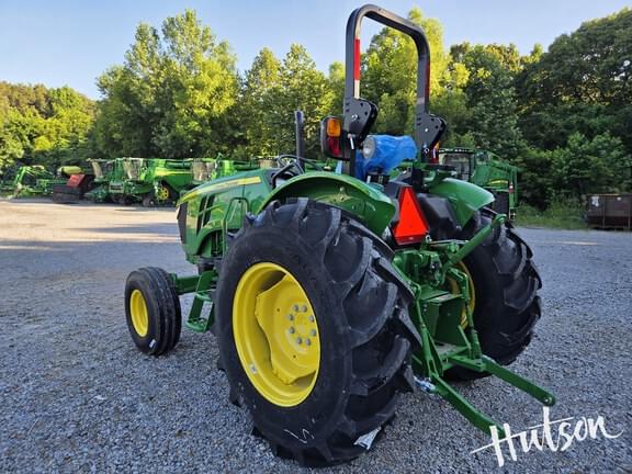 Image of John Deere 5060E equipment image 3