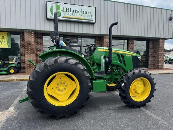 Image of John Deere 5060E equipment image 1
