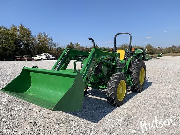 Image of John Deere 5060E equipment image 4