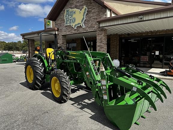 Image of John Deere 5060E equipment image 3