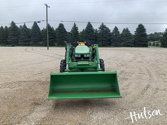 Image of John Deere 5060E equipment image 2