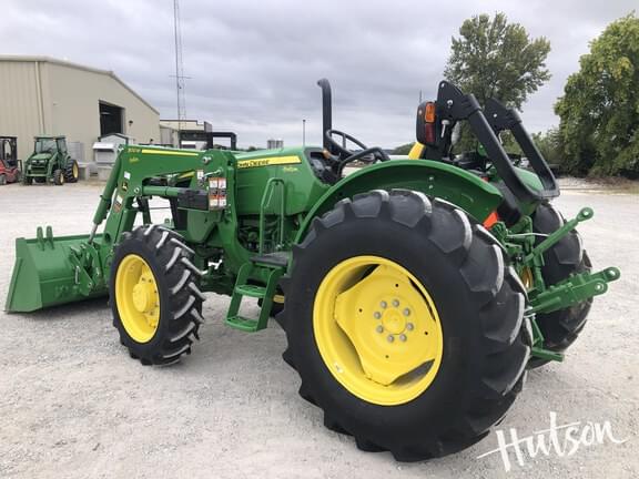 Image of John Deere 5060E equipment image 2