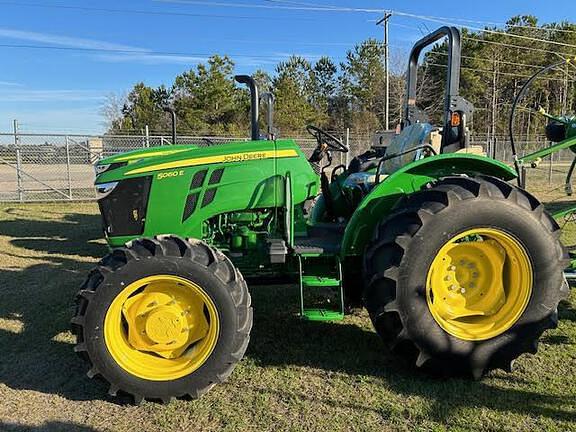 Image of John Deere 5060E Primary image