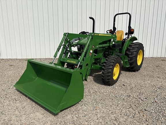 Image of John Deere 5060E equipment image 1