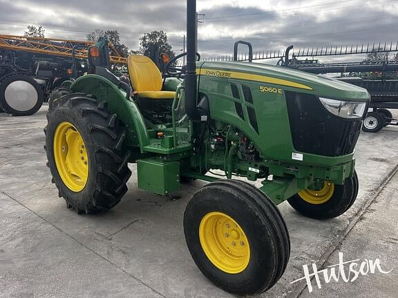 Image of John Deere 5060E Primary image