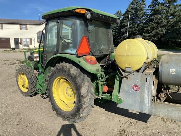 Image of John Deere 5060E equipment image 3