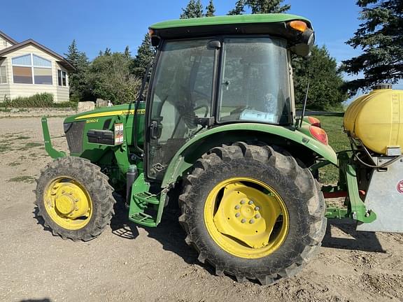 Image of John Deere 5060E equipment image 2
