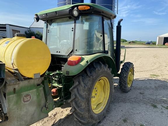 Image of John Deere 5060E equipment image 4