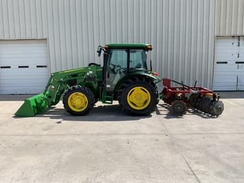 Main image John Deere 5060E