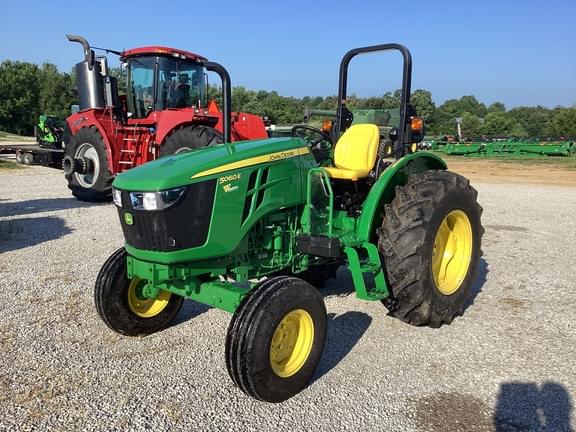 Image of John Deere 5060E Primary image