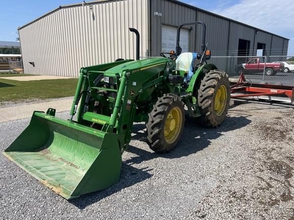Image of John Deere 5060E equipment image 2