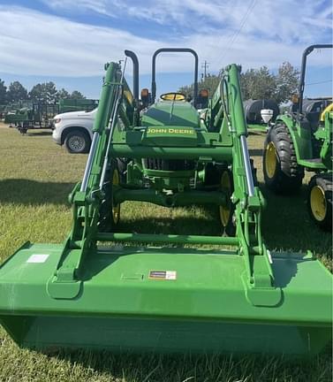 Image of John Deere 5060E equipment image 3