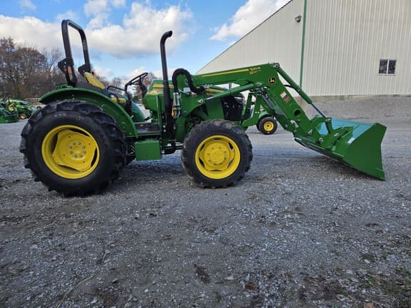 Image of John Deere 5060E equipment image 2