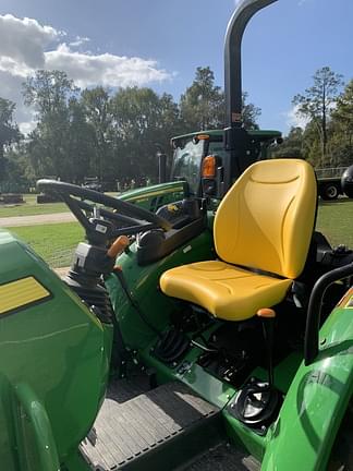 Image of John Deere 5060E equipment image 1