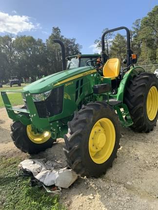 Image of John Deere 5060E equipment image 1