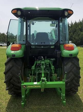 Image of John Deere 5060E equipment image 4