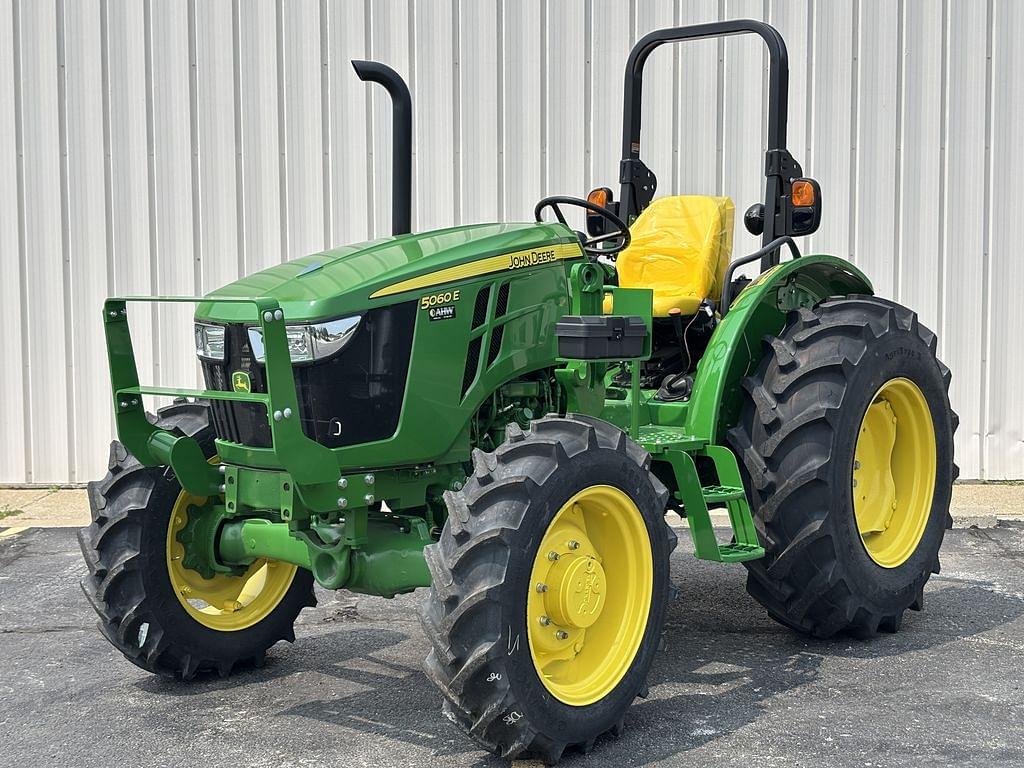 Image of John Deere 5060E Primary image