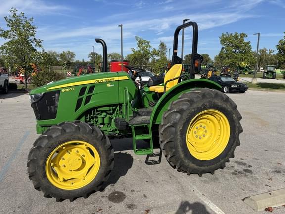 Image of John Deere 5060E Primary image
