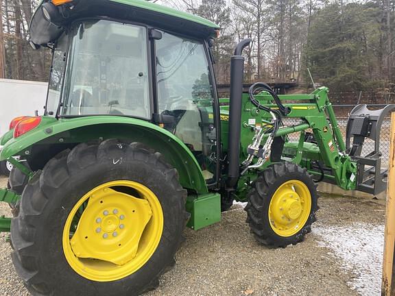 Image of John Deere 5060E equipment image 3