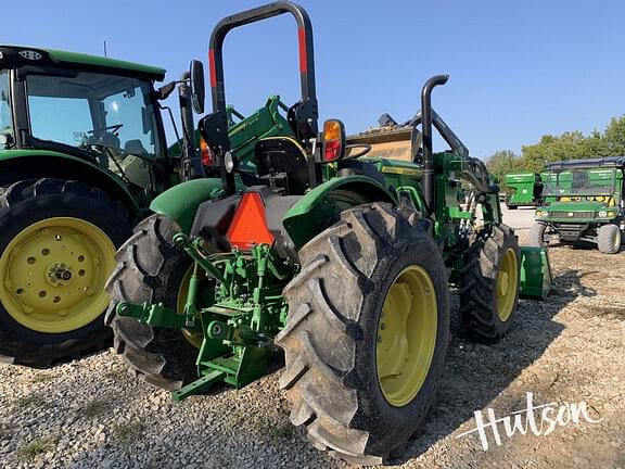 Image of John Deere 5060E equipment image 3