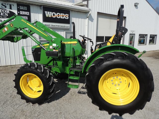 Image of John Deere 5060E equipment image 1