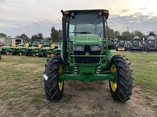 Main image John Deere 5060E 4