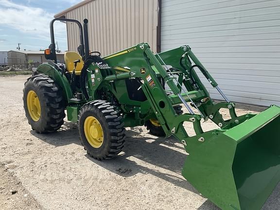 Image of John Deere 5060E equipment image 3