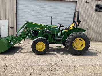 Main image John Deere 5060E