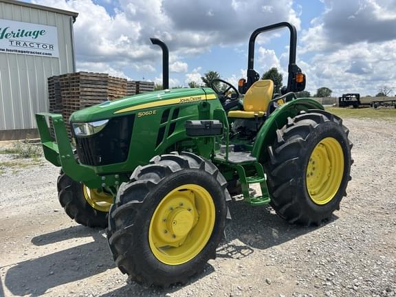Image of John Deere 5060E Primary image