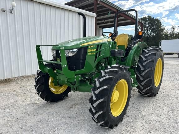 Image of John Deere 5060E Primary image