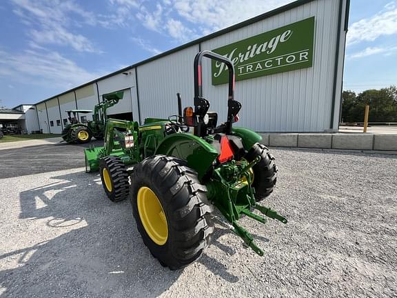 Image of John Deere 5060E equipment image 4