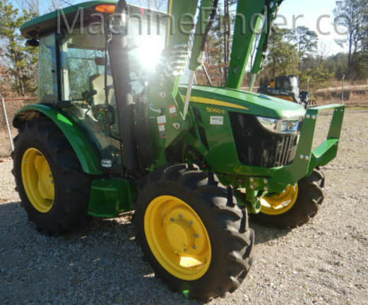 Image of John Deere 5060E equipment image 2
