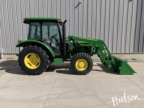 Image of John Deere 5067E equipment image 4