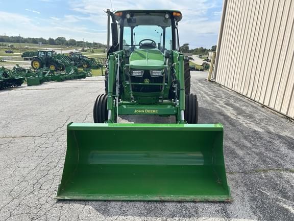 Image of John Deere 5067E equipment image 1