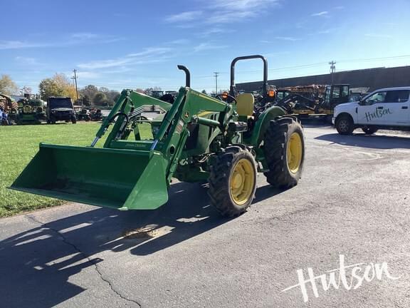 Image of John Deere 5067E equipment image 1