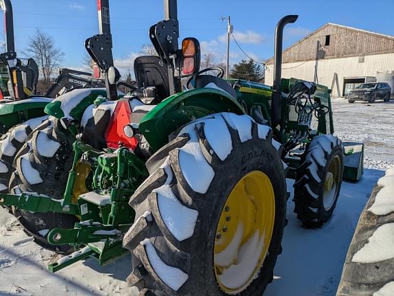 Image of John Deere 5067E equipment image 2