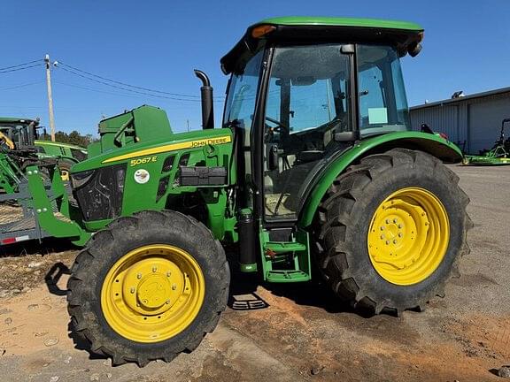 Image of John Deere 5067E Primary image