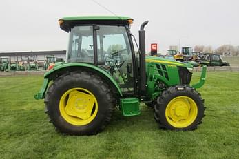 Main image John Deere 5067E 8