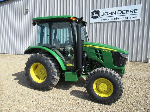 Image of John Deere 5067E Primary image