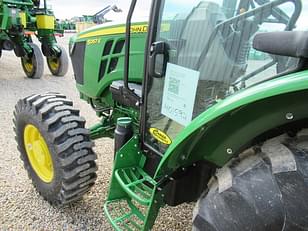 Main image John Deere 5067E 18