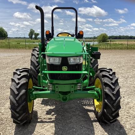Image of John Deere 5067E Primary image