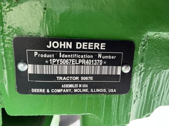 Image of John Deere 5067E equipment image 2