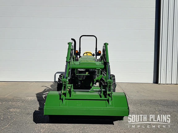 Image of John Deere 5067E equipment image 2