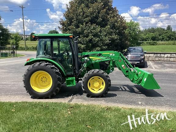 Image of John Deere 5067E equipment image 3