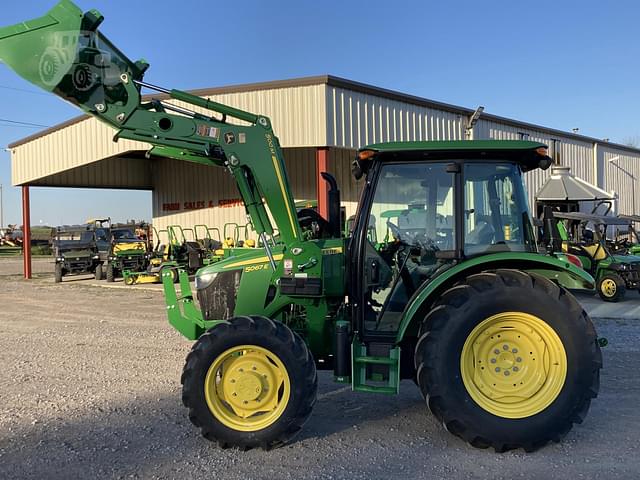 Image of John Deere 5067E equipment image 1