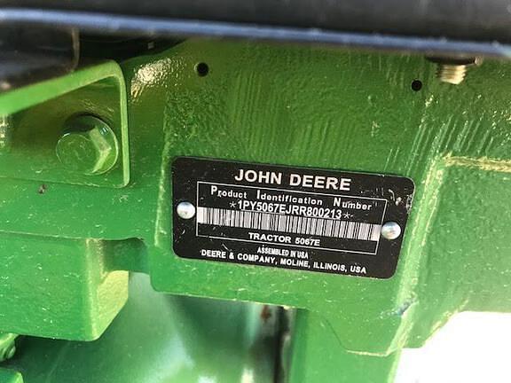 Image of John Deere 5067E equipment image 4